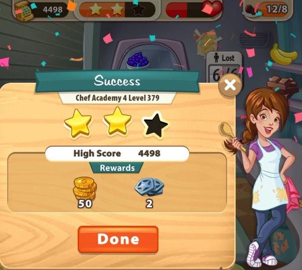 Pepper holds up one spoon and holds a pink dishcloth in her other hand. The box next to her shows two gold stars and one empty star. Above her is a box showing that shows chocolate covered strawberries and shows how many she served.